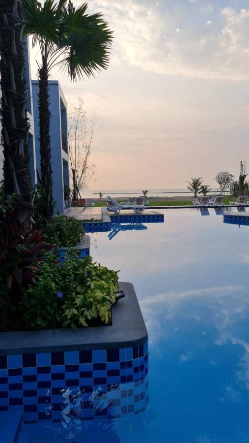 Hatchao Heritage Beach Front Resort Ban Hat Cha Samran Ngoại thất bức ảnh